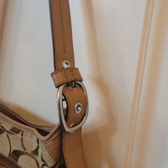 Coach Signature Rugby Stripe - Picture 4 of 16